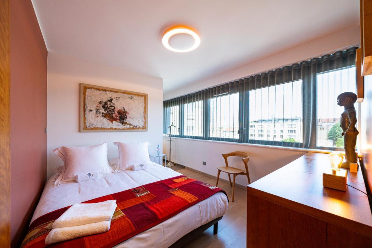 Les Suites 7 Anges - Parking, Vue Cathedrale & Centre Historique ריימס מראה חיצוני תמונה