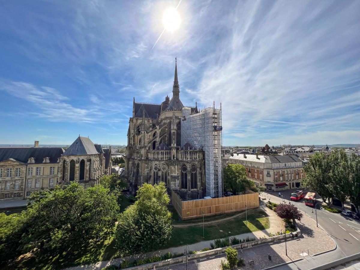 Les Suites 7 Anges - Parking, Vue Cathedrale & Centre Historique ריימס מראה חיצוני תמונה